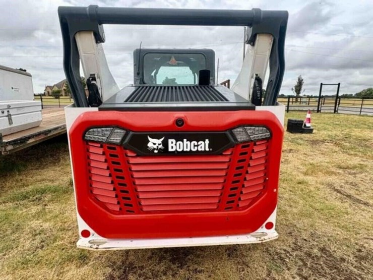 2024-bobcat-t76-image-3