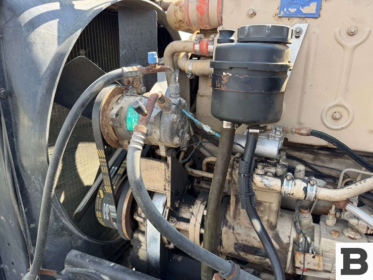 1989-peterbilt-377-image-50