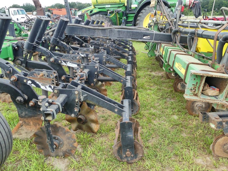 john-deere-1700-image-6