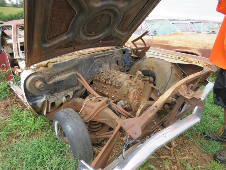 1965-chevrolet-impala-2dr-ht-image-2