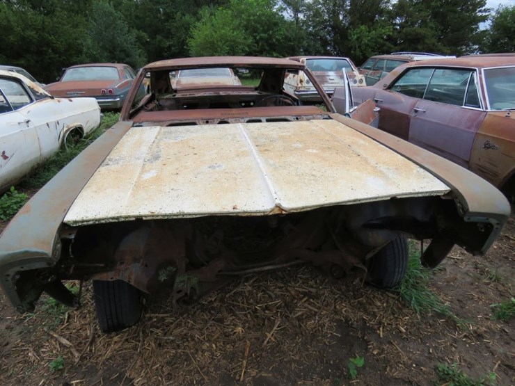 1966-chevrolet-impala-2dr-ht-for-parts-image-2