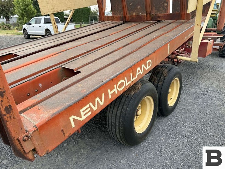 new-holland-1032-image-19