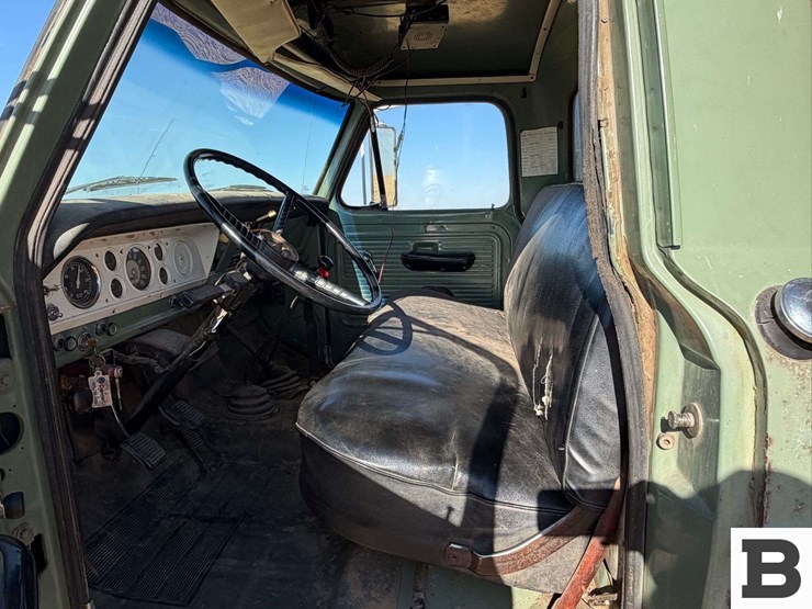 1971-ford-f700-image-39