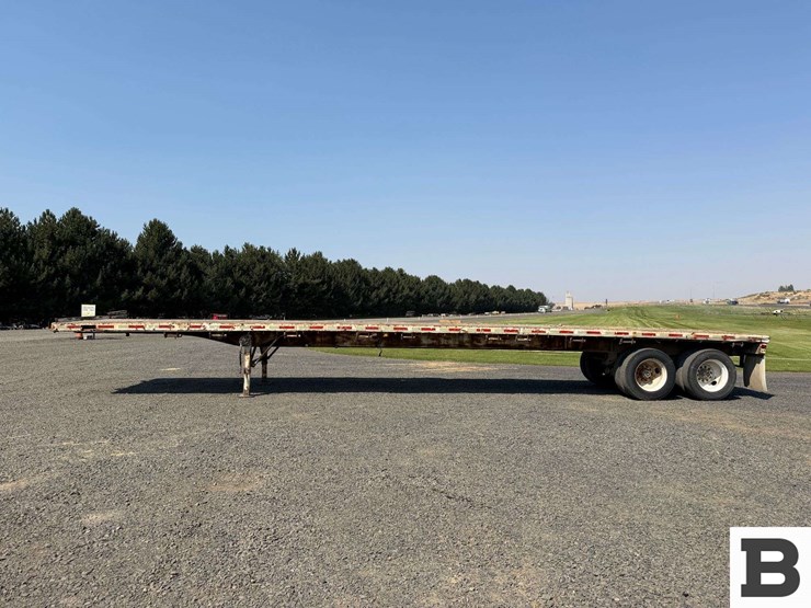 1975-trailmobile-flatbed-image-2