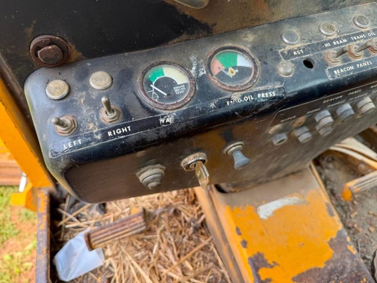 deere-570a-image-13