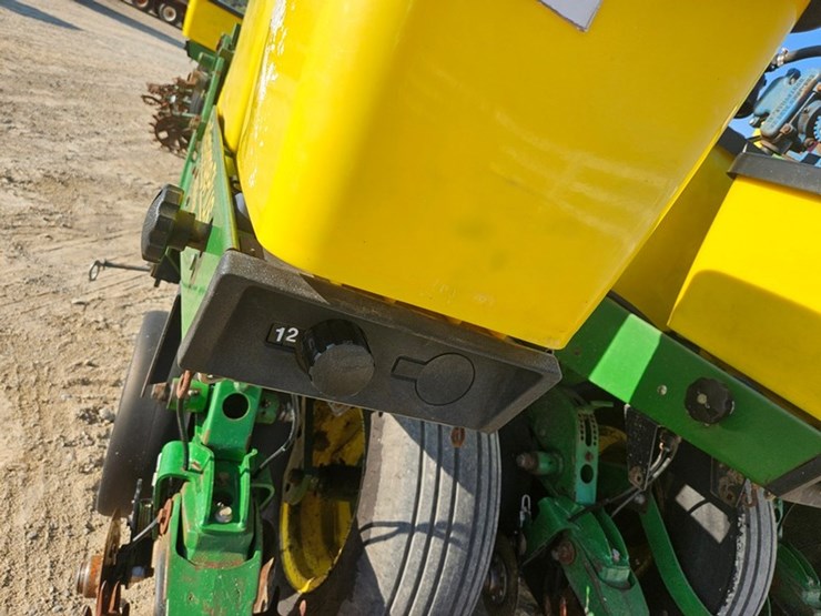 john-deere-1770-image-68