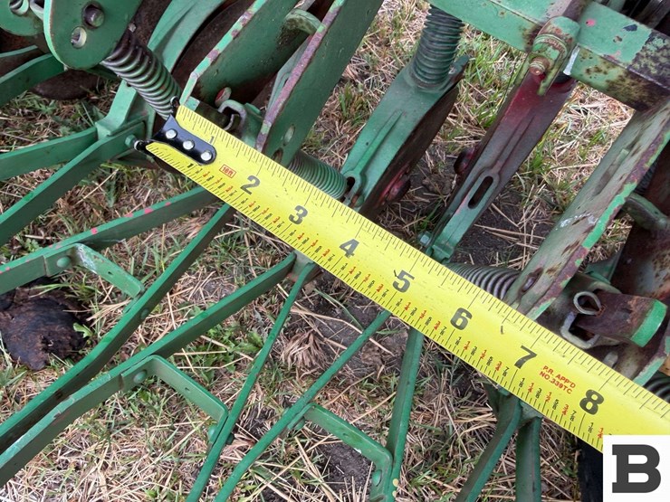 13'-grain-drill-image-13