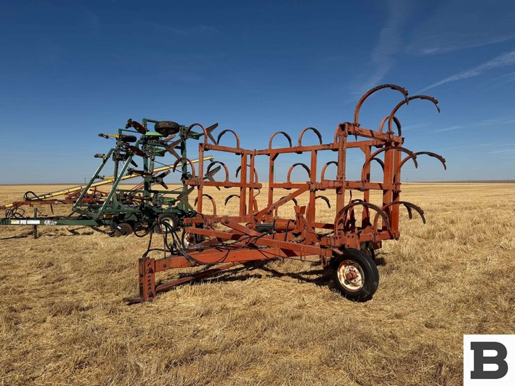 allis-chalmer-800-chisel-plow-image-2
