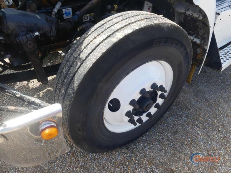2007-kenworth-t300-image-14