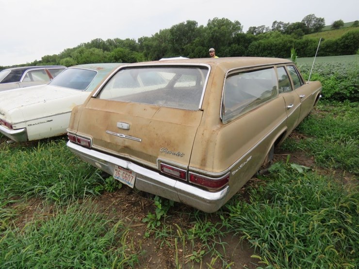 1966-chevrolet-belair-4dr-wagon-image-5