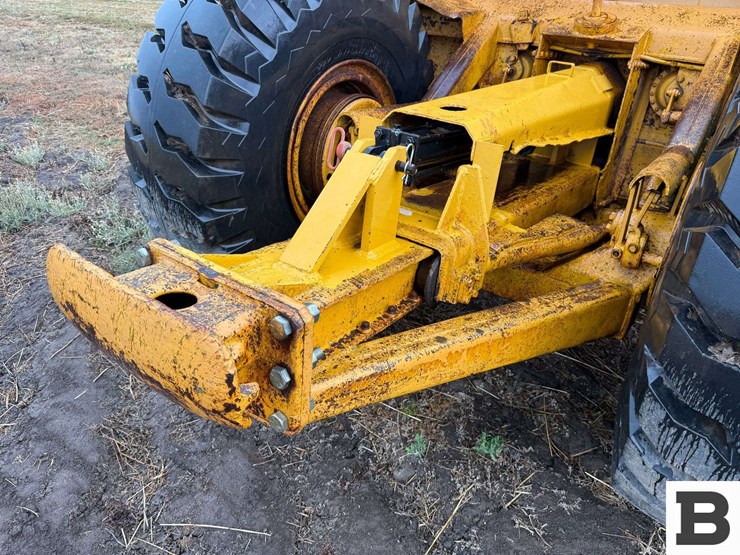 caterpillar-60-image-28