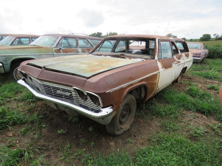 1965-chevrolet-belair-4dr-wagon-image-1