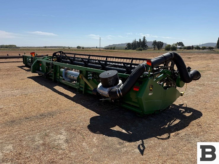 2012-john-deere-625f-image-5