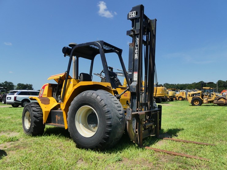 2020-load-lifter-5000-image-1