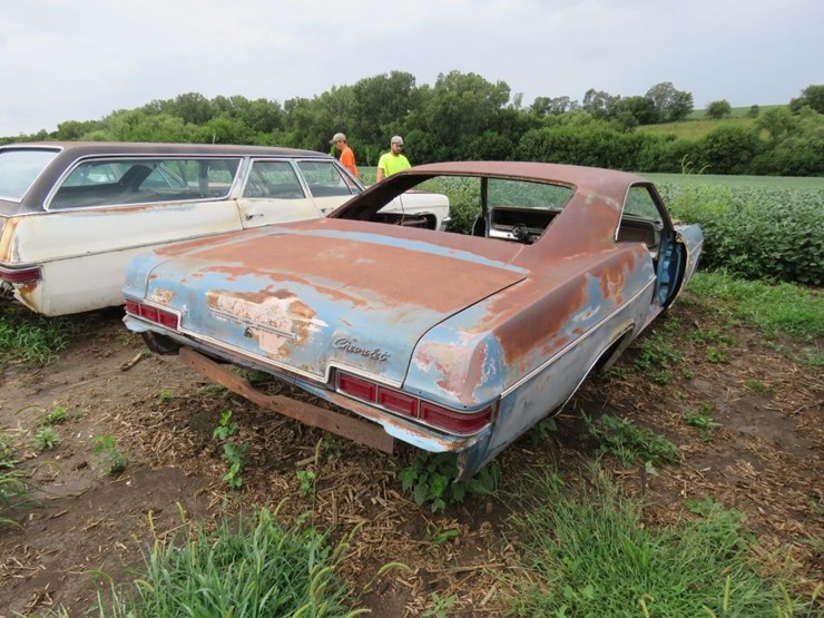 1966-chevrolet-impala-2dr-ht-image-4