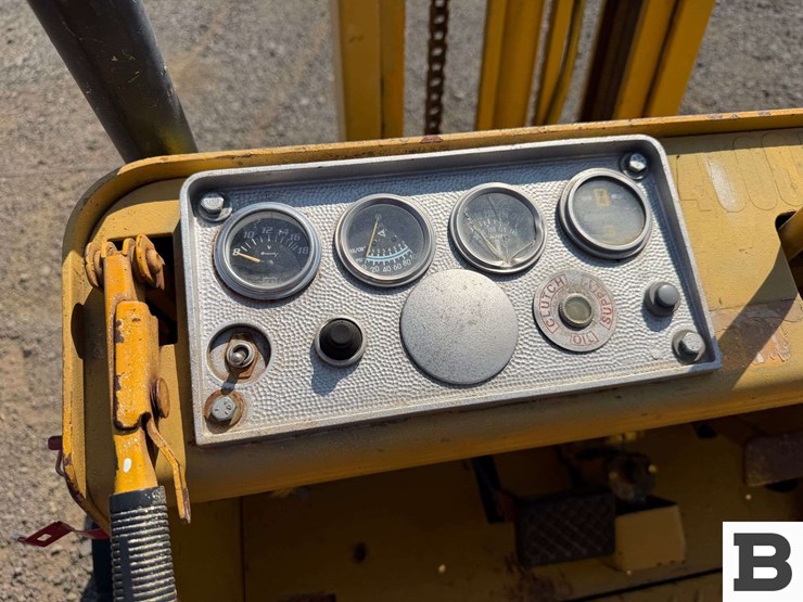 caterpillar-v40b-image-14