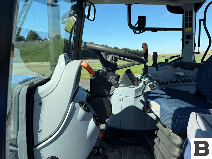 2016-new-holland-t6.145-image-70