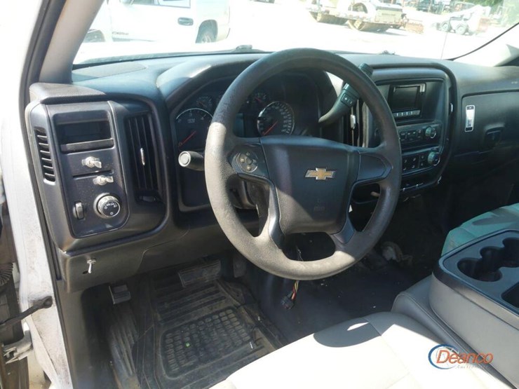 2015-chevrolet-silverado-1500-image-8