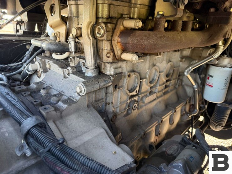 2012-capacity-tj5000-image-38