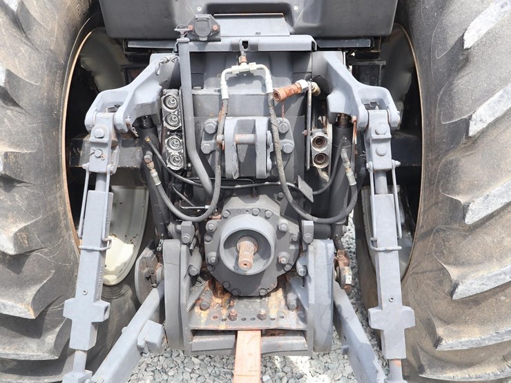 1990-case-ih-7140-image-21