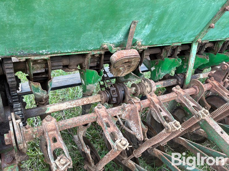 john-deere-750-image-11