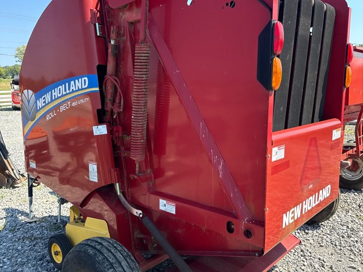 2018-new-holland-450-image-6