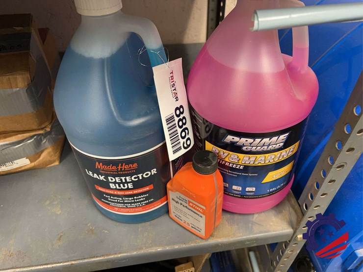leak-detector-blue,-marine-antifreeze,-stihl-high-performance-oil-image-1