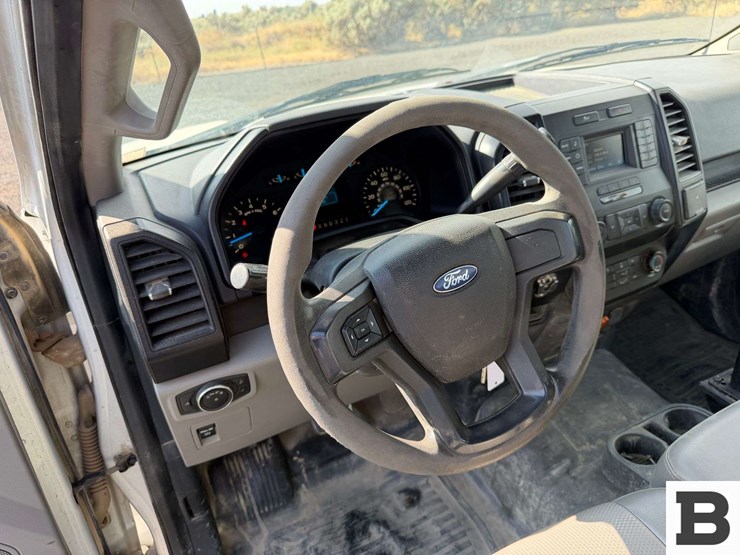 2016-ford-f150-image-29