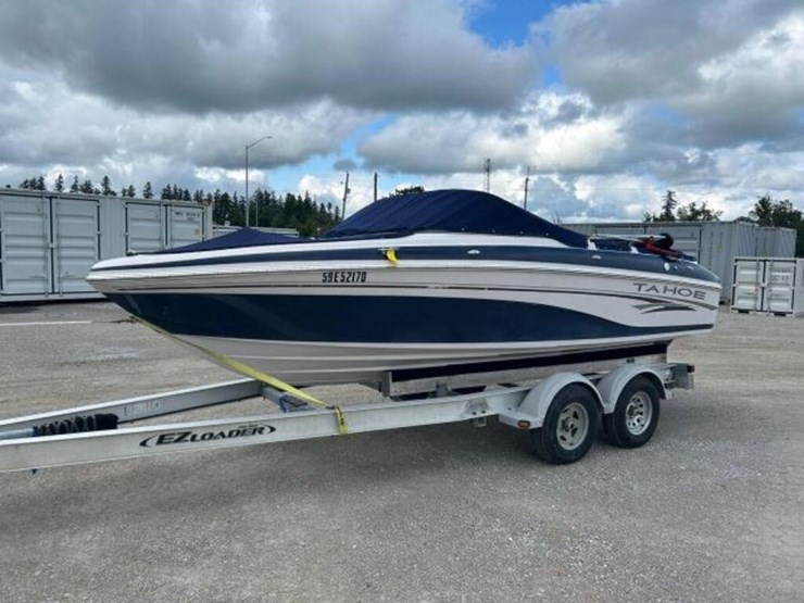 2005-tahoe-q6-20-ft-bowrider-bujd66twf505-image-1