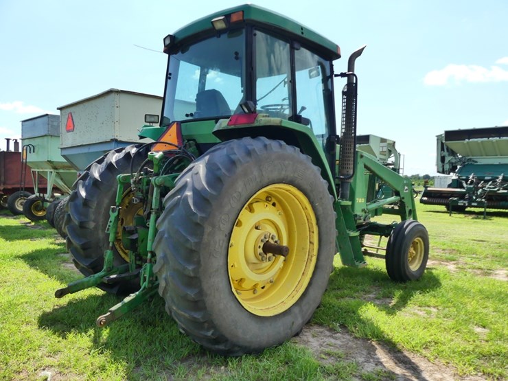 john-deere-7400-image-3