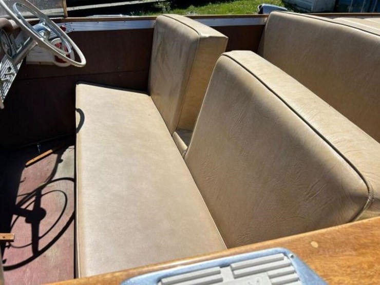 century-antique-wooden-18-ft-power-boat-image-34