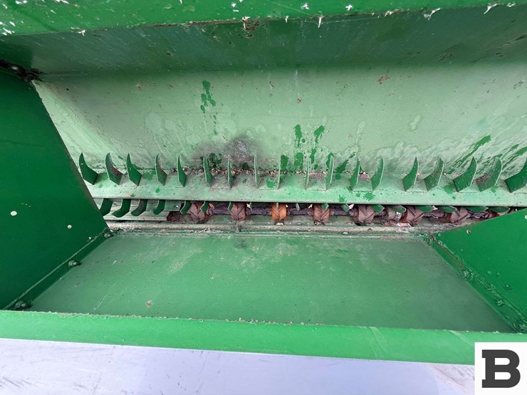 john-deere-8350-image-25