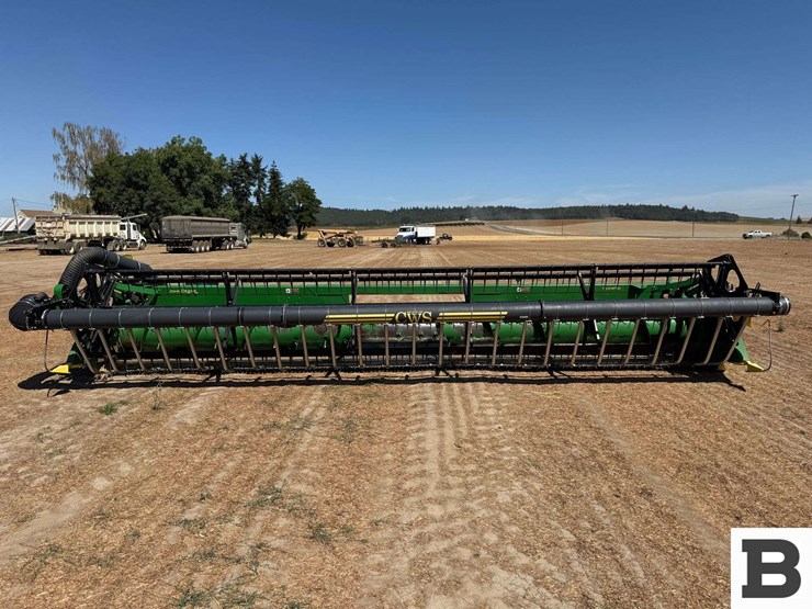 2012-john-deere-625f-image-8