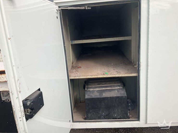 2016-international-durastar-4300-image-45