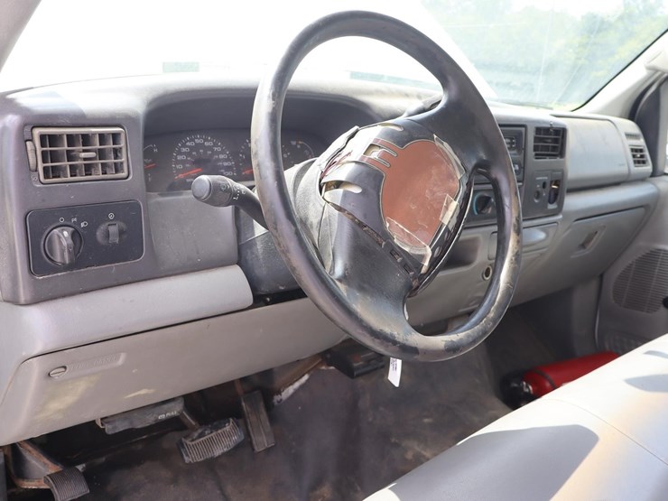 2002-ford-f450-image-28