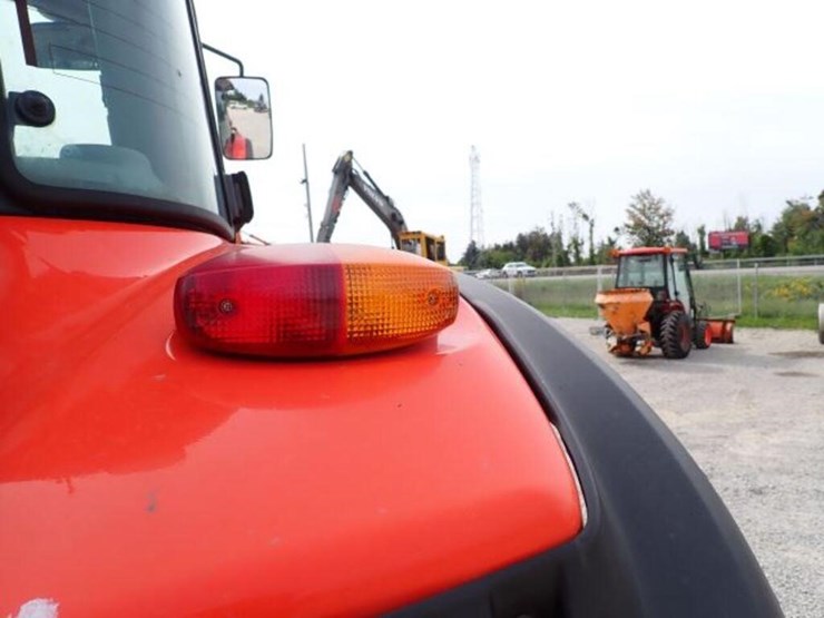 2019-kubota-m4-071-image-45