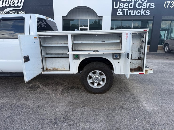 2016-ford-f350-image-5