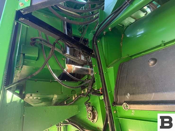 2000-john-deere-9650-sts-image-58
