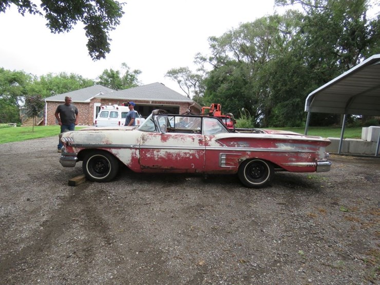 1958-chevrolet-impala-convertible-image-5