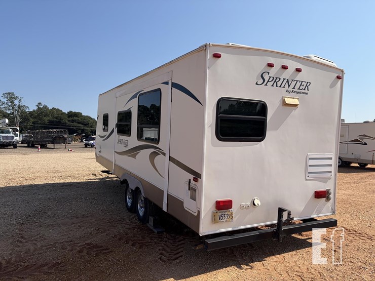 2011-keystone-rv-co-sprinter-255rks-image-5