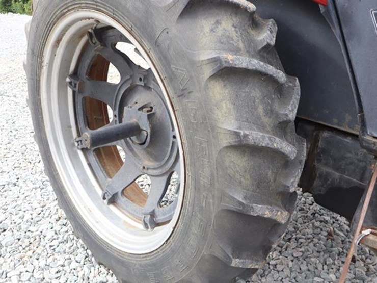 1986-case-ih-685xl-image-13