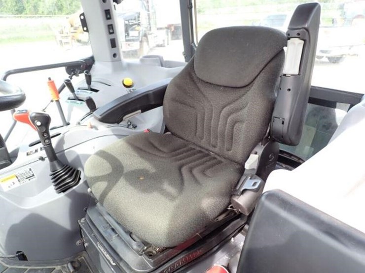 2021-kubota-m4-071-image-12