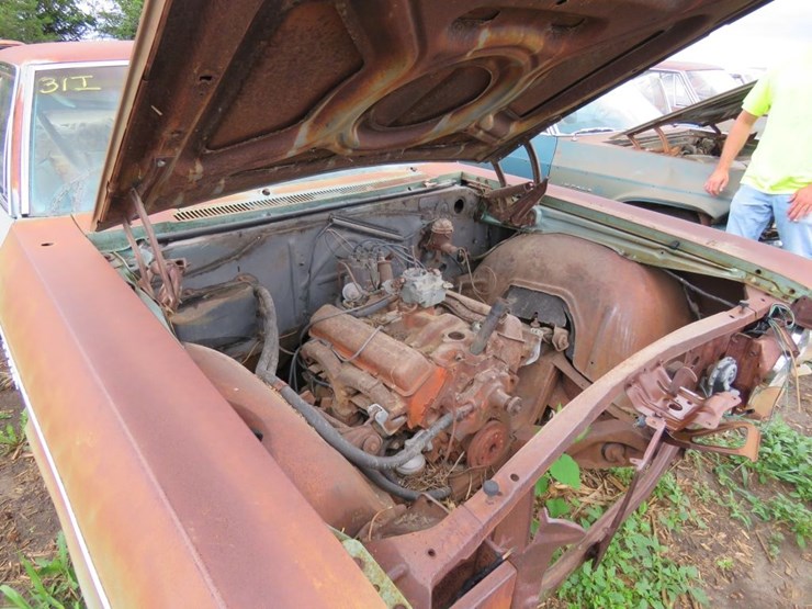 1966-chevrolet-impala-4dr-sedan-image-6