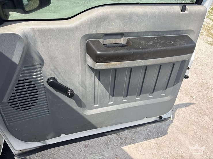 2015-ford-f450-image-15