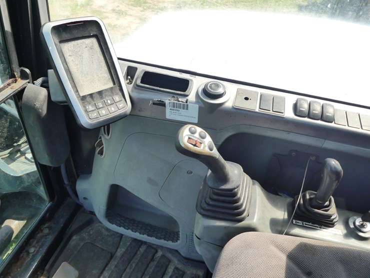 2013-bobcat-e85-image-15