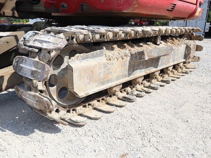 2014-takeuchi-tb290-image-12