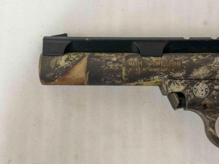 smith-&-wesson-model-22a-1-22lr-revolver-image-5