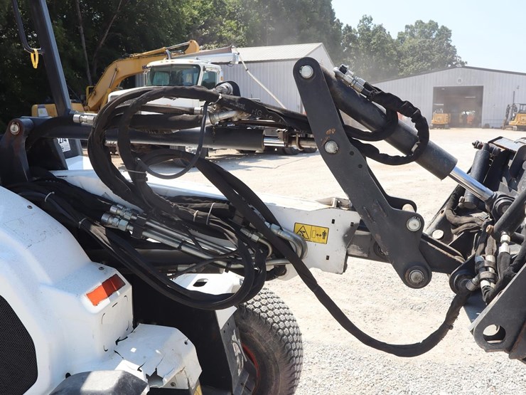 bobcat-l28-image-17