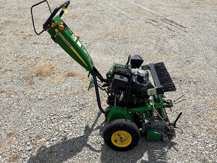 #1099-•-john-deere-180e-cut-walking-greensmower-image-10