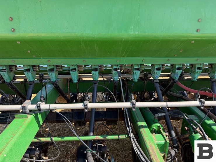 2003-john-deere-1590-image-23